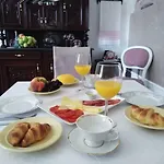 فندق مبيت وإفطار Stancija Ruseti 5*