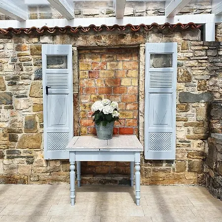 Bed & Breakfast Stancija Ruseti Oprtalj