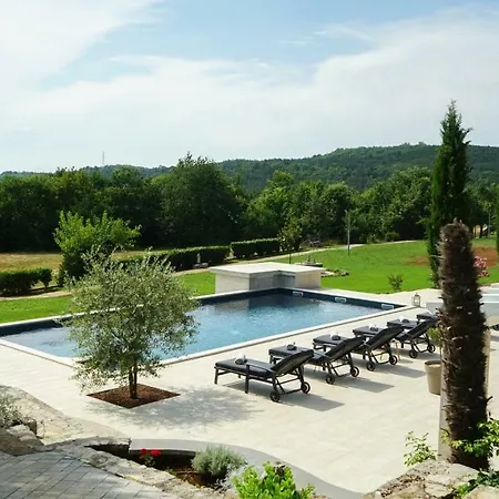 Stancija Ruseti Bed & Breakfast Oprtalj