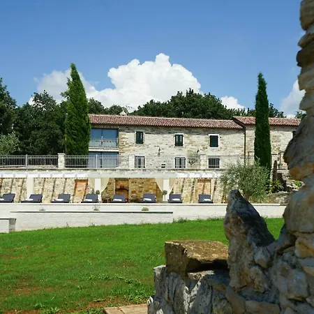 Stancija Ruseti Bed & Breakfast