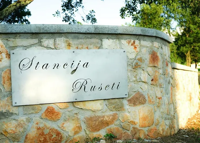 Bed & Breakfast Stancija Ruseti 5*