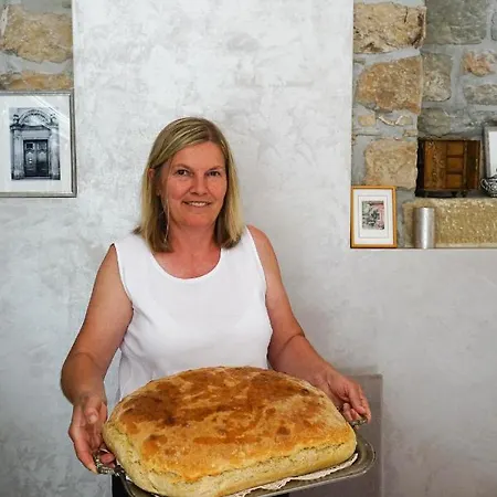 Stancija Ruseti Bed & Breakfast Oprtalj