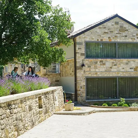 Stancija Ruseti Oprtalj