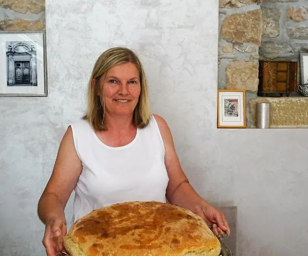 Stancija Ruseti Bed & Breakfast Oprtalj